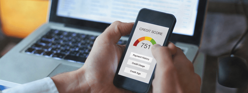 Checking credit score on mobile phone