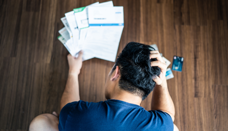 What debts show up on your credit report?